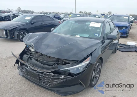 2021 Hyundai Elantra Limited z USA, uszkodzony, nr VIN KMHLP4AG5MU172112